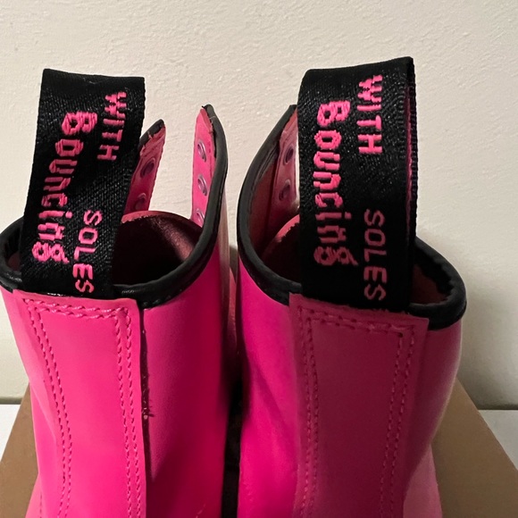 Dr Martens 1460 SMOOTH LEATHER LACE UP BOOTS - Picture 11 of 16